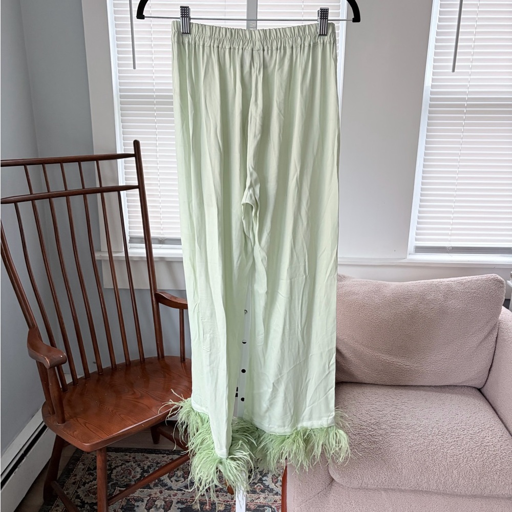 Party Pajama Pants with Detachable Feathers in Mint
SLEEPER size small - Picture 3 of 10